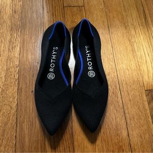 Rothy’s The Point in Black, size 6.5
